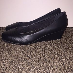Black leather wedges
